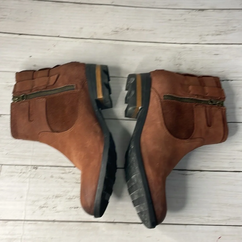 Sorel Lolla™ Waterproof Whiskey Leather Ankle Boot